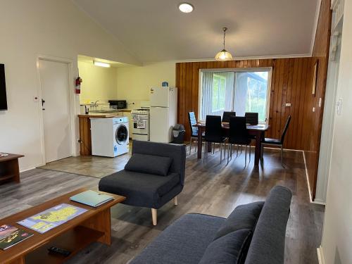 บริการและสิ่งอำนวยความสะดวก, Cadel's Cottage WITH FREE UNLIMITED HIGH SPEED INTERNET in เกาะนอร์โฟล์ค