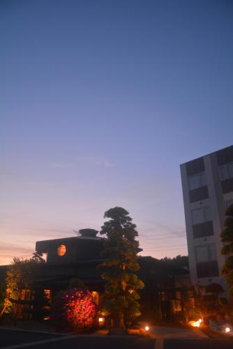Hotel Futabatei – Fukushima, OR