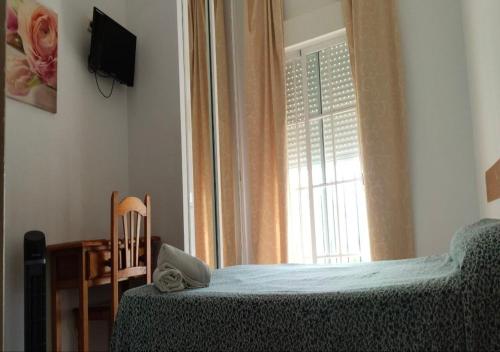 Single Room image 8
