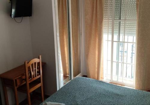 Single Room image 1