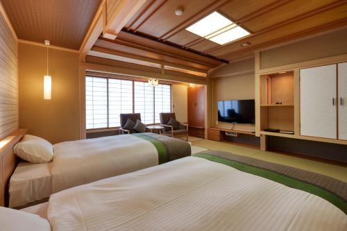room detail thumbnail 1