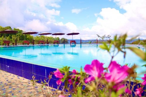 Surrounding environment, ดอยหมอกดอกไม้รีสอร์ท DoiMok DokMai Resort in Mae Salong (Chiang Rai)