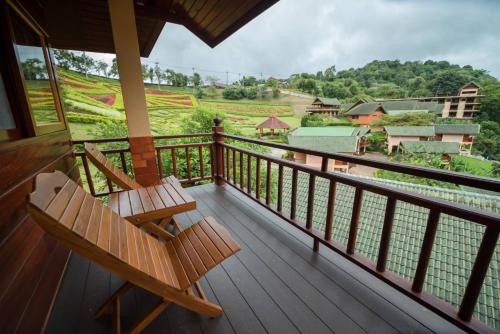 Voltants, ดอยหมอกดอกไม้รีสอร์ท DoiMok DokMai Resort in Mae Salong (Chiang Rai)
