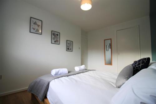 St James House - Charming 3 bed, 2 bathrooms, driveway parking, close to town centre, Newcastle upon Tyne (photo 6)
