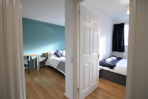 St James House - Charming 3 bed, 2 bathrooms, driveway parking, close to town centre, Newcastle upon Tyne (photo 7)