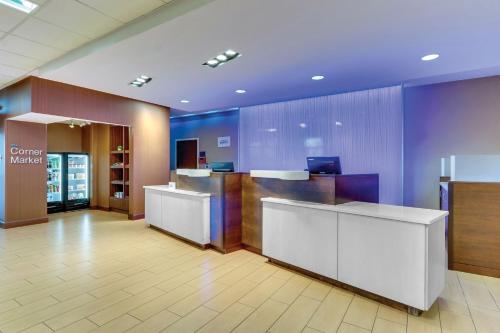 Fairfield Inn & Suites by Marriott Dunn I-95 - image 11