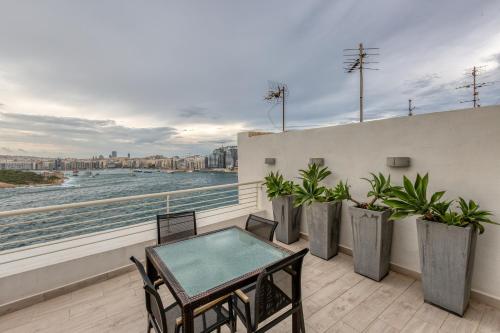 49/3 Seafront Duplex Penthouse in Valletta, La Valette (photo 8)