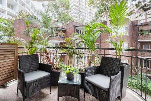 Harbourside Style, 2 Bed, A/C, Pool -Elizabeth Bay