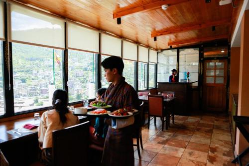 Εστιατόριο, Phuntsho Khangsar Hotel in Σεμθόκα
