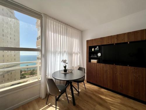 Facilities, The Symphony of the Breeze in Netanya