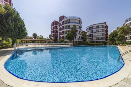 Flat with Pool Balcony 7 min to Konyaalti Beach