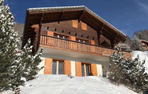 Entrance, Dorril SUNNY & QUIET chalet 10 pers by Alpvision Residences in Nendaz