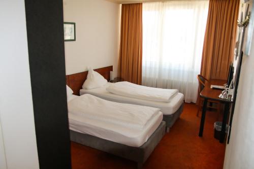 Hotel Alpha - main image