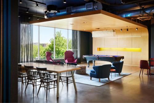 Aloft Leawood-Overland Park