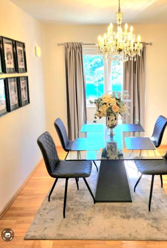  Palma Luxury Apartment in Ploče