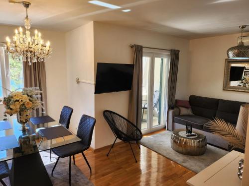  Palma Luxury Apartment in Ploče