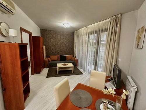 Leda Apartments 3