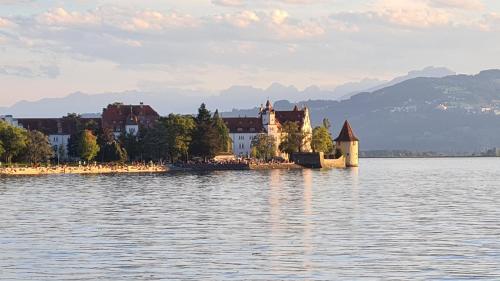 Seeschön Lindau - direkt vor der Insel