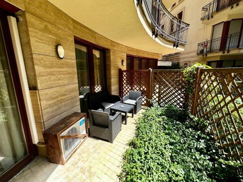 Leda Apartments 5
