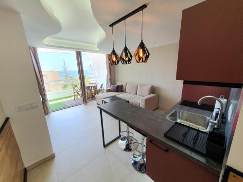 The White Waves TF Holiday Apartment Las Americas 5