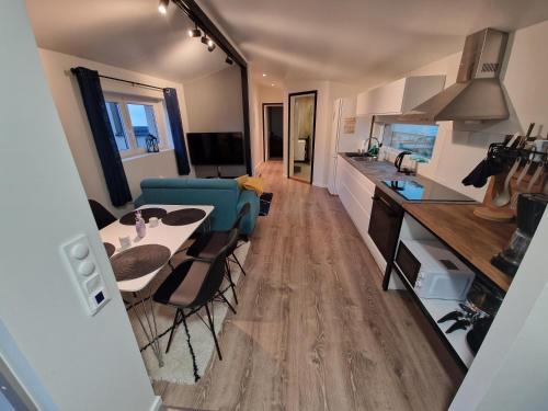 Northern living 2 room with shared bathroom 3