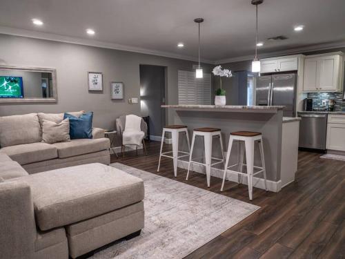 New in Pinellas Park! Bikini Bottom in Pinellas Park, USA