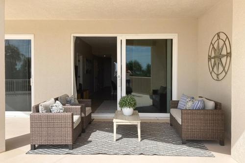 Surf Club, Unit 2105 Surf Club, Unit 2105