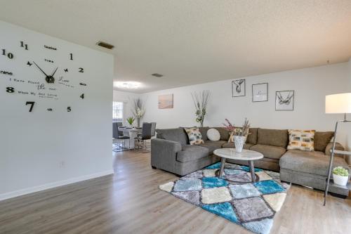 Spacious Tampa Vacation Rental about 7 Mi to Beach! in Tampa, USA