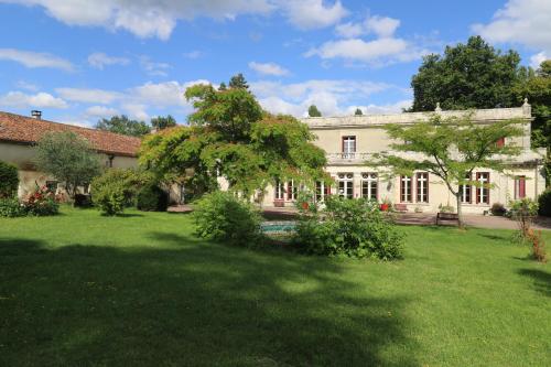 . Domaine de Champ rose