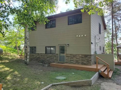 Sanctuary at Hay Lake - Includes Pontoon Boat