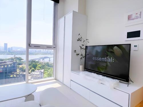 Luxury accommodation overlooking the river