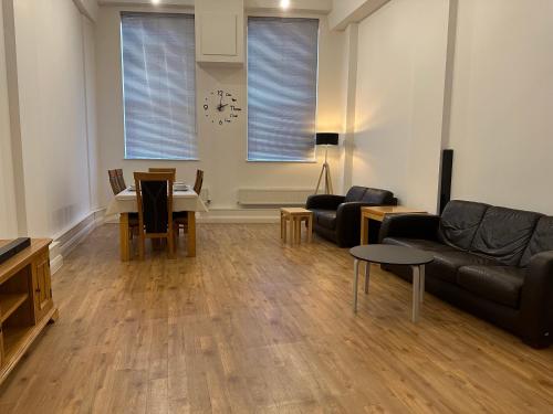 City Centre 3 bedrooms apartment with parking - Apartment - Nottingham