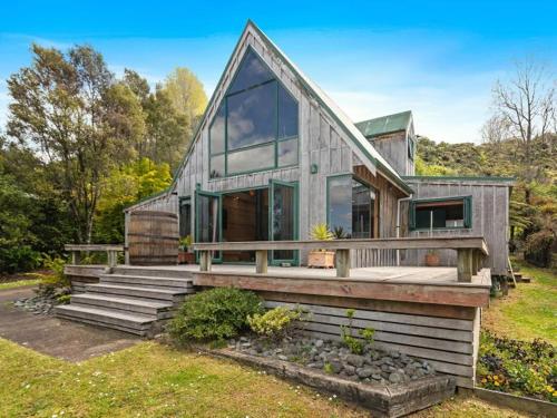 外觀, Lakeview Chalet Lake Tarawera in 塔拉韋拉湖