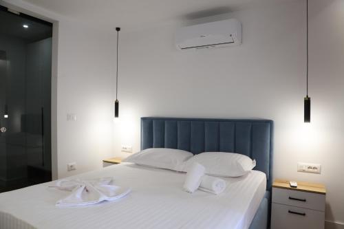Apartment with Balcony image 10