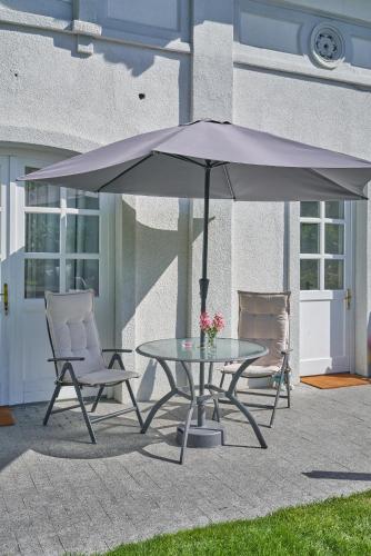 บริการและสิ่งอำนวยความสะดวก, Exclusive Entry: Cozy Guestroom in บาเดน