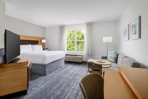 TownePlace Suites Manchester-Boston Regional Airport