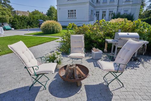 Big Apartment in Guesthouse in Baden