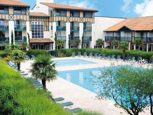 Appartement T2 avec Terrasse, Piscine, Parking et Accueil Chaleureux à Moliets - FR-1-379-144 - Location saisonnière - Moliets-et-Mâa