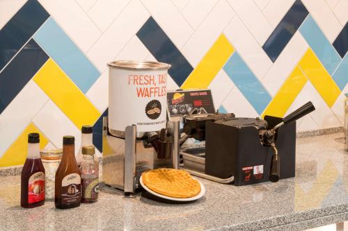 Hampton by Hilton Birmingham Broad Street - image 3