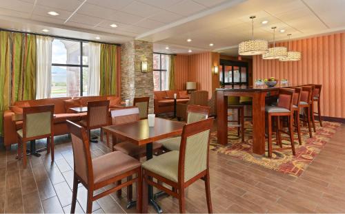 Hampton Inn Muscatine