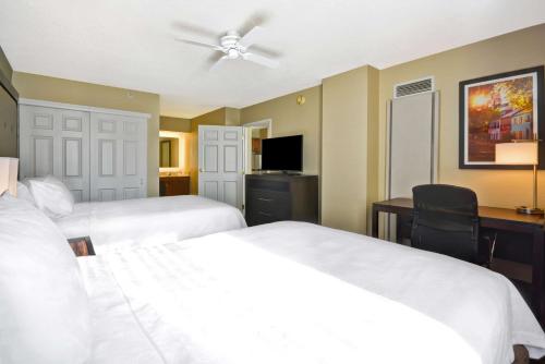 Homewood Suites By Hilton Dulles Int'L Airport