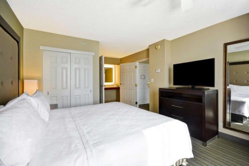 Homewood Suites Dulles-International Airport