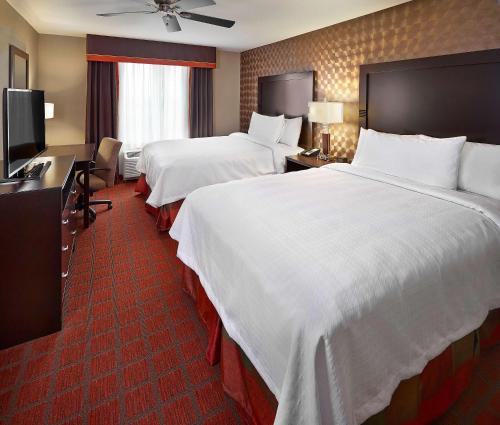 Two-Bedroom Suite image 2