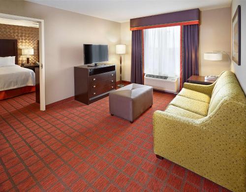 Homewood Suites by Hilton Calgary-Airport - image 4
