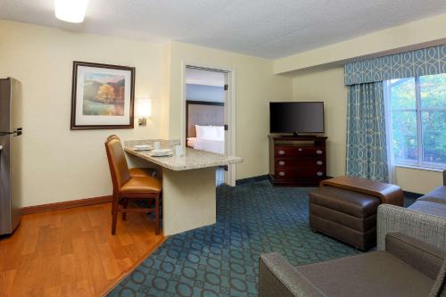 Homewood Suites Nashville Airport