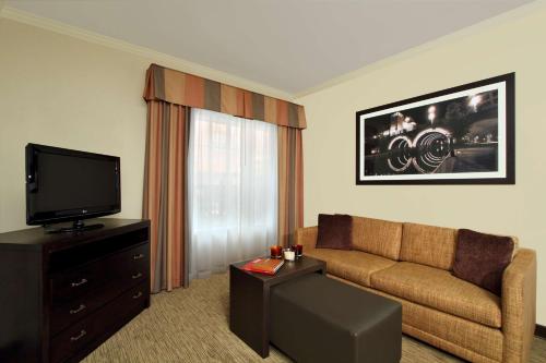 Homewood Suites by Hilton Houston-Woodlands-Shenandoah - image 3