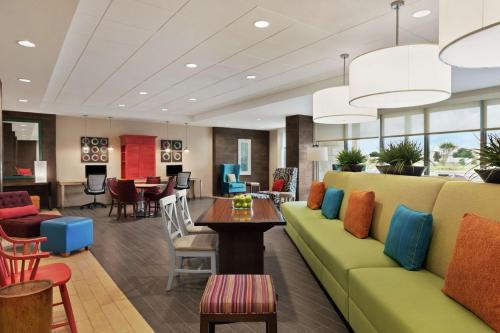 Home2 Suites By Hilton Savannah Airport