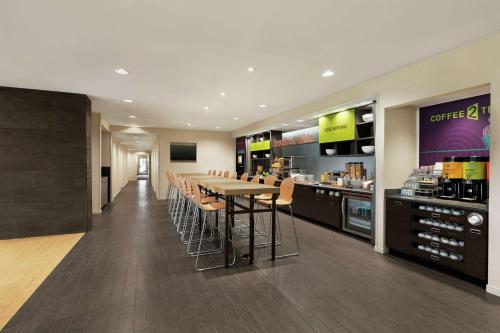 Home2 Suites By Hilton Savannah Airport