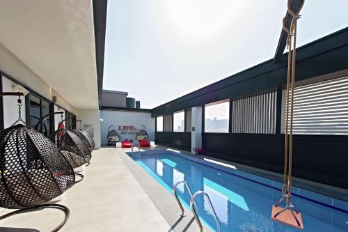 Hampton by Hilton Dubai Al Seef, Dubaj (zdjęcie 7)