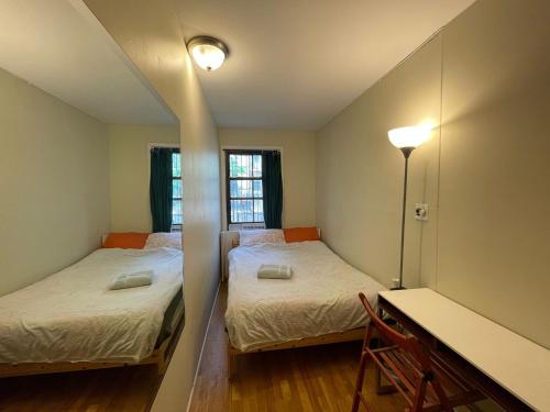 Central and Affordable Williamsburg Private bedroom Close to Subway